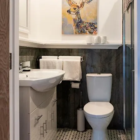 House Boutique - Connemara *